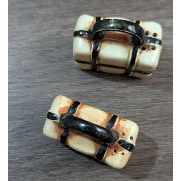 Vintage Ceramic Luggage-Themed Salt & Pepper Shakers 2.5" Pair Quirky Retro Mini - Picture 5 of 7